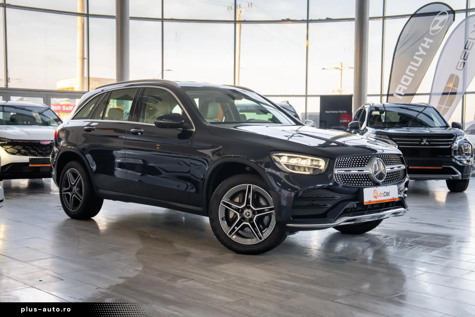 Mercedes-Benz GLC 300 e 4MATIC 9G-TRONIC  AMG-Line