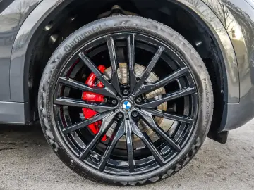 BMW X6 xDrive30d M Sport HUD RFK NAVI LED Sound Syst