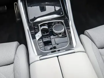 BMW X6 xDrive30d M Sport HUD RFK NAVI LED Sound Syst