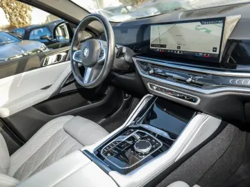 BMW X6 xDrive30d M Sport PANO HUD ACC RFK NAVI LED D