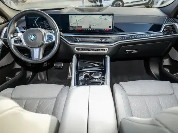 BMW X6 xDrive30d M Sport PANO HUD ACC RFK NAVI LED D