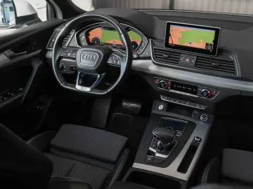 Audi Q5 50 TFSI e Quattro S-Line