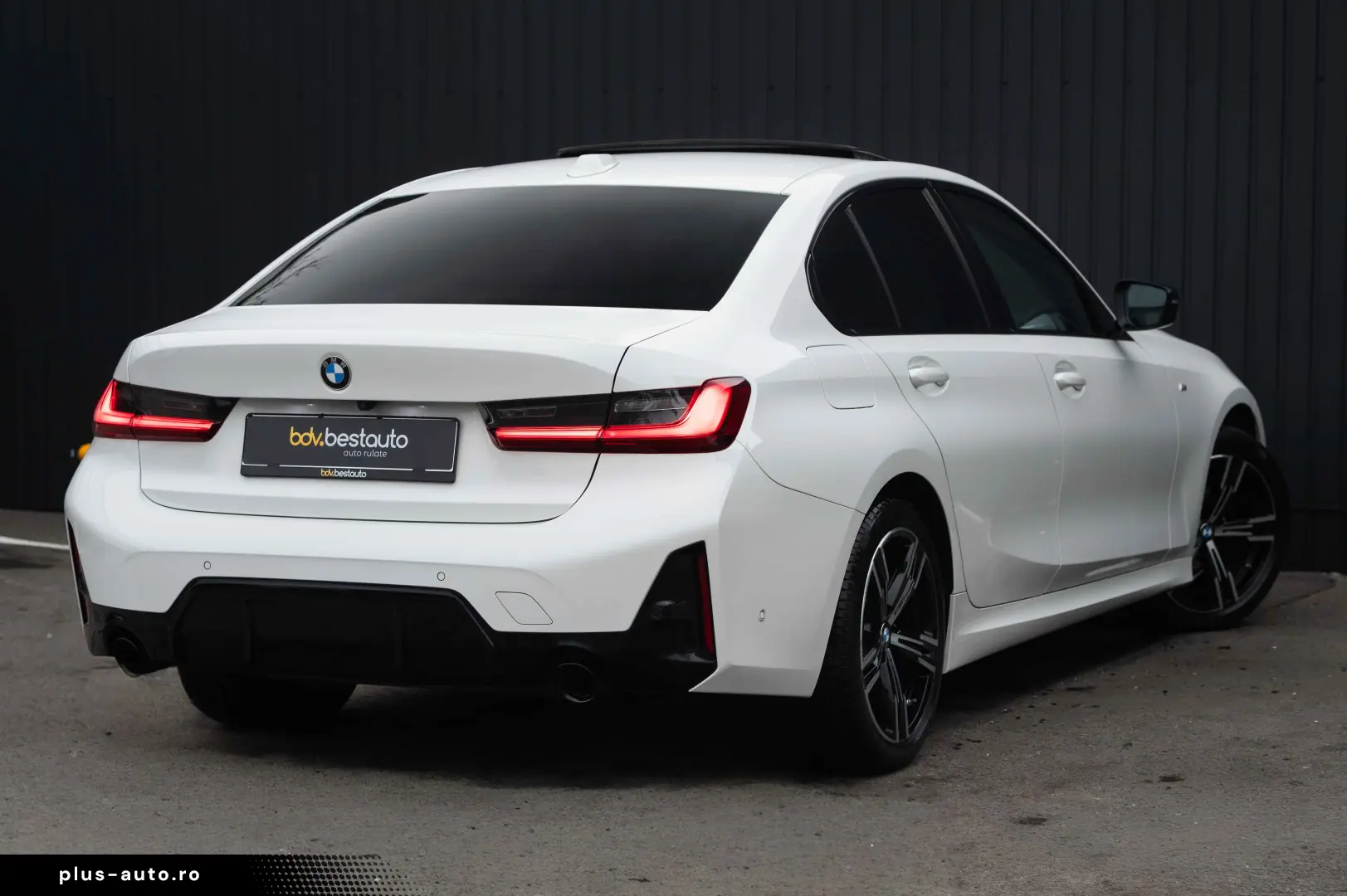 BMW Seria 3 318i Aut. M Sport