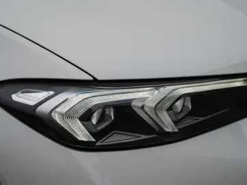 BMW Seria 3 318i Aut. M Sport