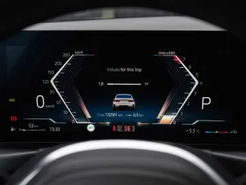 BMW Seria 3 318i Aut. M Sport