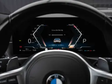 BMW Seria 3 318i Aut. M Sport