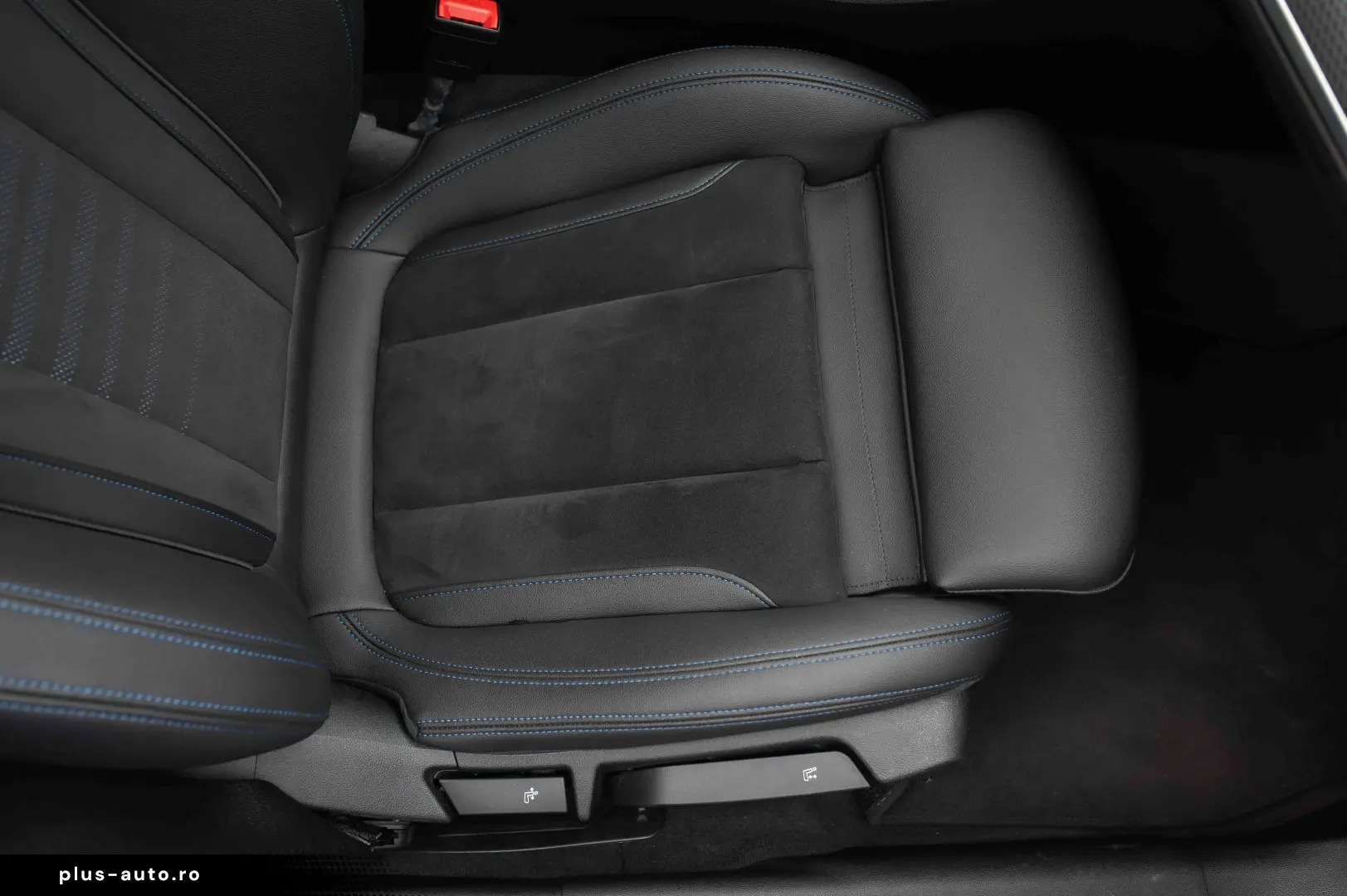 BMW Seria 3 318i Aut. M Sport