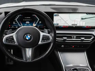 BMW Seria 3 318i Aut. M Sport