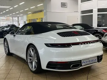 PORSCHE 992 (911) Cabriolet 4 ACC LED SPuR KAMERA ABGAS