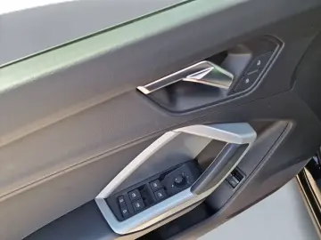 AUDI Q3 Sportback 45 TFSI e S line LED NAVI virtual