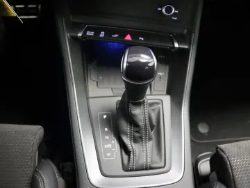 AUDI Q3 Sportback 45 TFSIe S tronic S line Sonos Stan