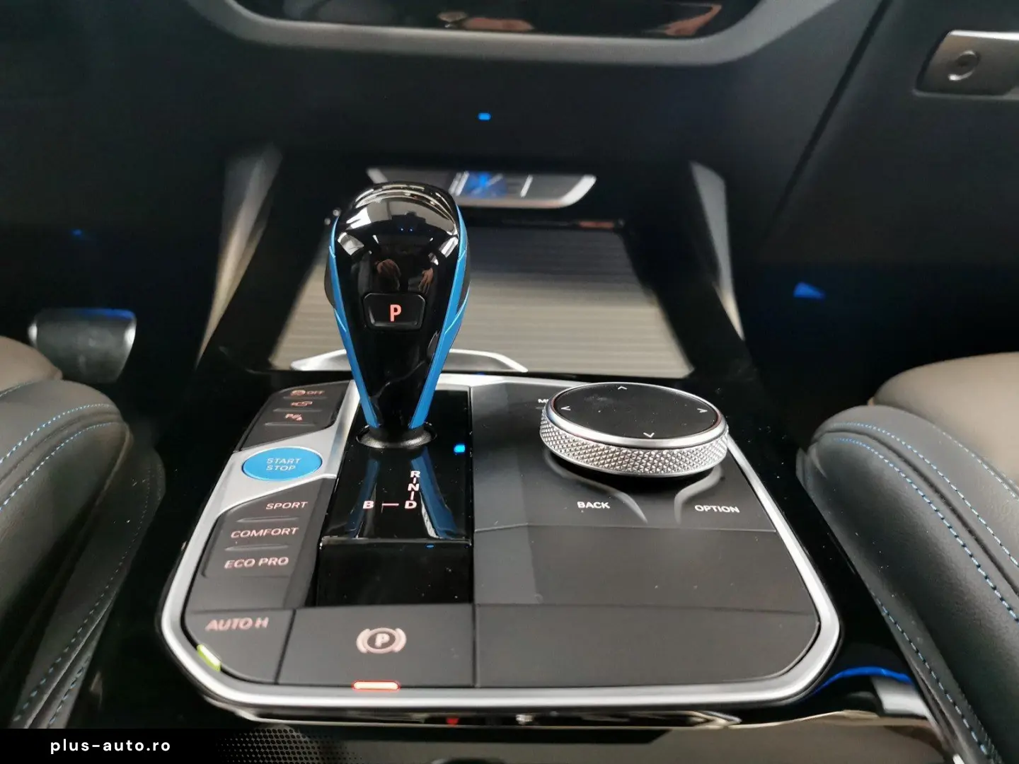 BMW iX3 1 89 %   GAP   48 M H K Pano AHK