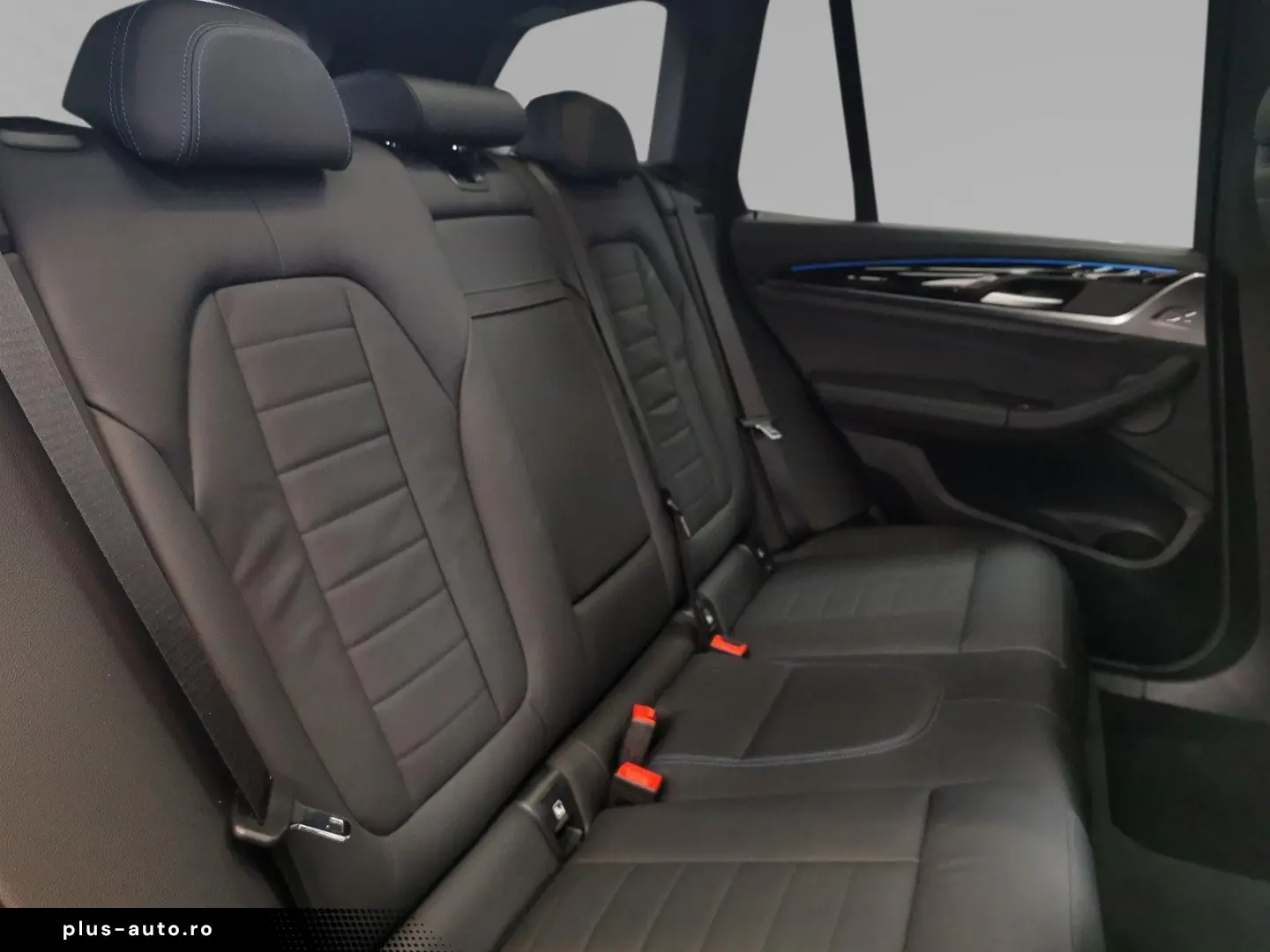 BMW iX3 1 89 %   GAP   48 M H K Pano AHK