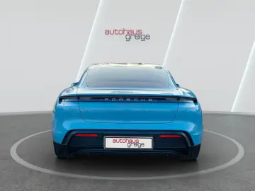 PORSCHE Taycan 4 S Beifahrer-Display HUD Matrix Bose 20