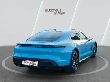 PORSCHE Taycan 4 S Beifahrer-Display HUD Matrix Bose 20