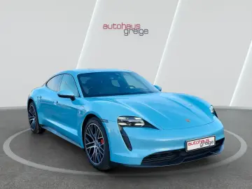 PORSCHE Taycan 4 S Beifahrer-Display HUD Matrix Bose 20