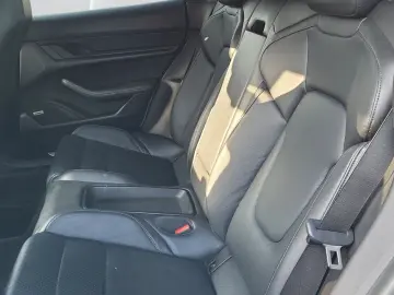 PORSCHE Taycan 4 S Beifahrer-Display HUD Matrix Bose 20