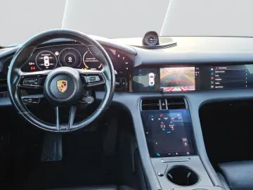 PORSCHE Taycan 4 S Beifahrer-Display HUD Matrix Bose 20