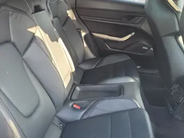 PORSCHE Taycan 4 S Beifahrer-Display HUD Matrix Bose 20