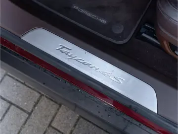 PORSCHE Taycan 4S  20'' LED BOSE Head-Up Sport Chrono