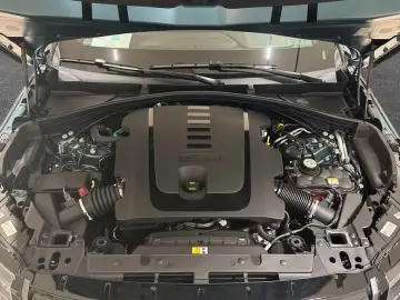 Land Rover Range Rover Velar D300 Dynamic SE