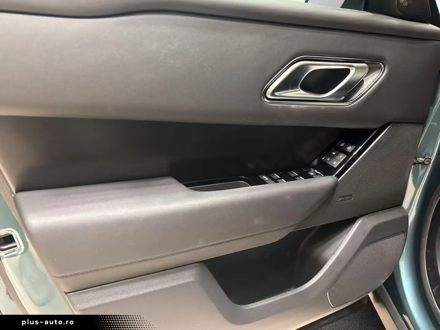 Land Rover Range Rover Velar D300 Dynamic SE