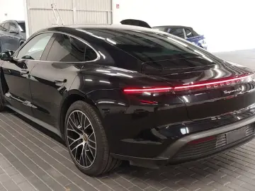 PORSCHE Taycan 4S HeadUp ACC 2xDisplay Pano Batterie