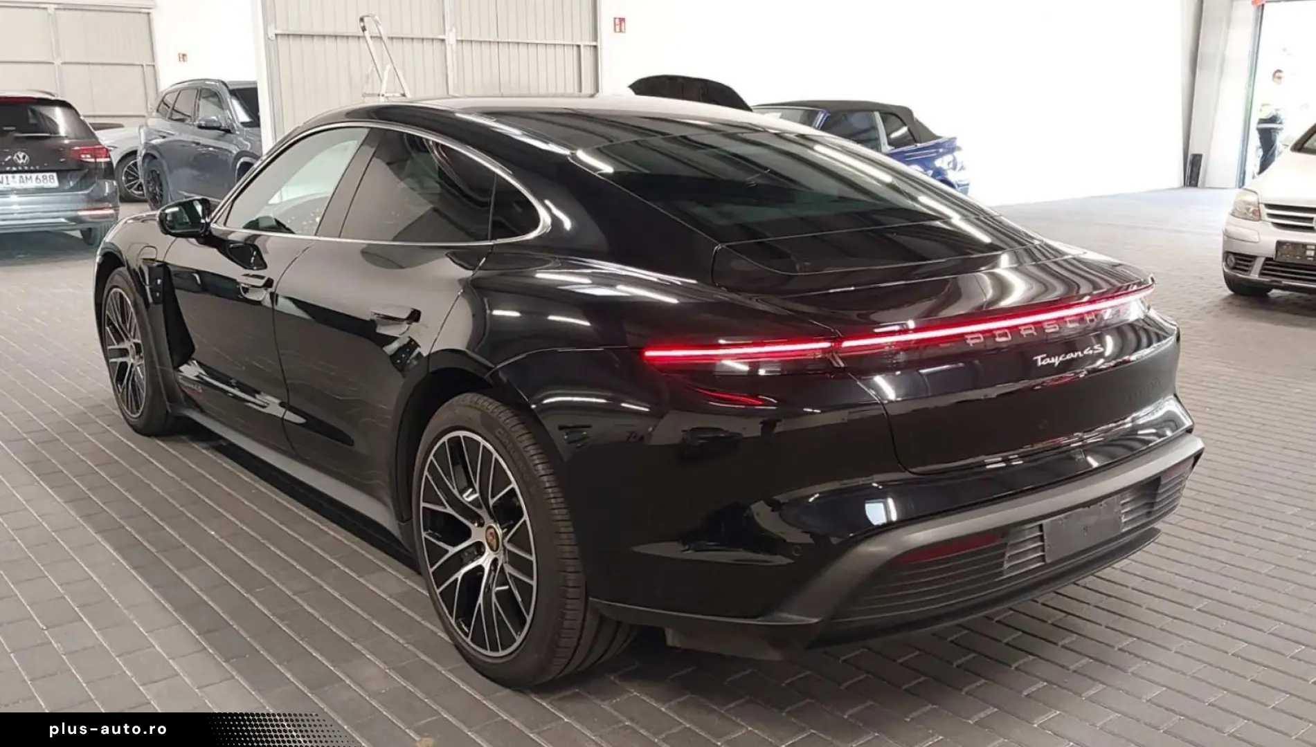 PORSCHE Taycan 4S HeadUp ACC 2xDisplay Pano Batterie