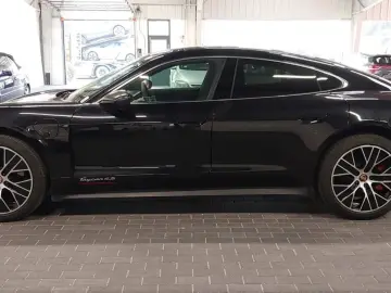 PORSCHE Taycan 4S HeadUp ACC 2xDisplay Pano Batterie