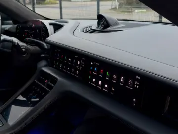 PORSCHE Taycan Turbo SportChrono Pano Massage Matrix