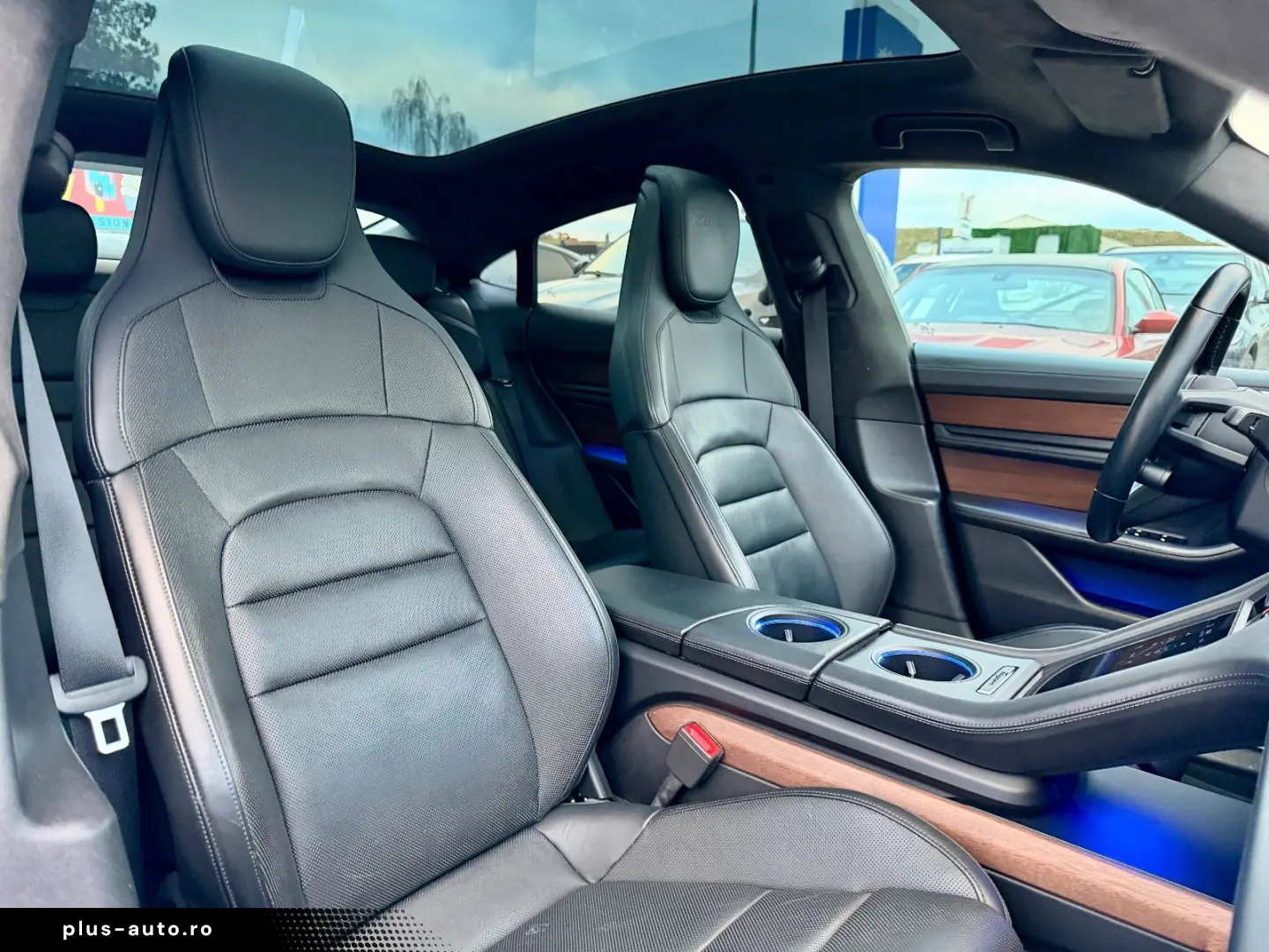 PORSCHE Taycan Turbo SportChrono Pano Massage Matrix