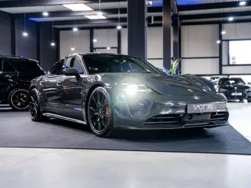 PORSCHE Taycan GTS - PID - ACC - HUD - Bose - Passenger