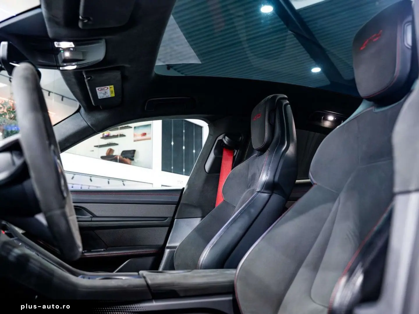 PORSCHE Taycan GTS - PID - ACC - HUD - Bose - Passenger