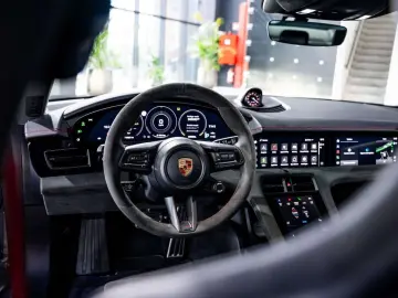 PORSCHE Taycan GTS - PID - ACC - HUD - Bose - Passenger