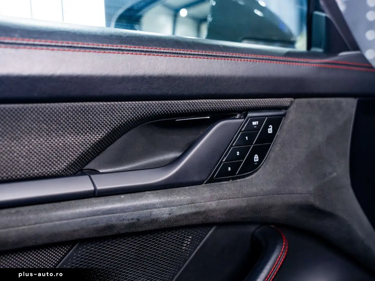 PORSCHE Taycan GTS - PID - ACC - HUD - Bose - Passenger