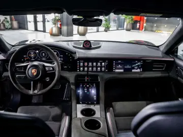 PORSCHE Taycan GTS - PID - ACC - HUD - Bose - Passenger