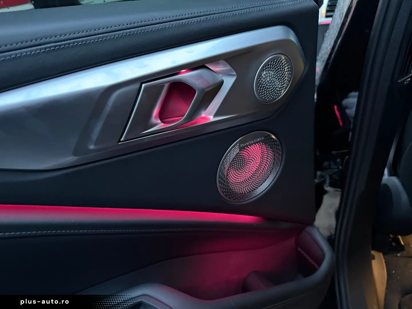 BMW XM Basis B&W 360 23ZOLL PANO SOFT VOLL TOP