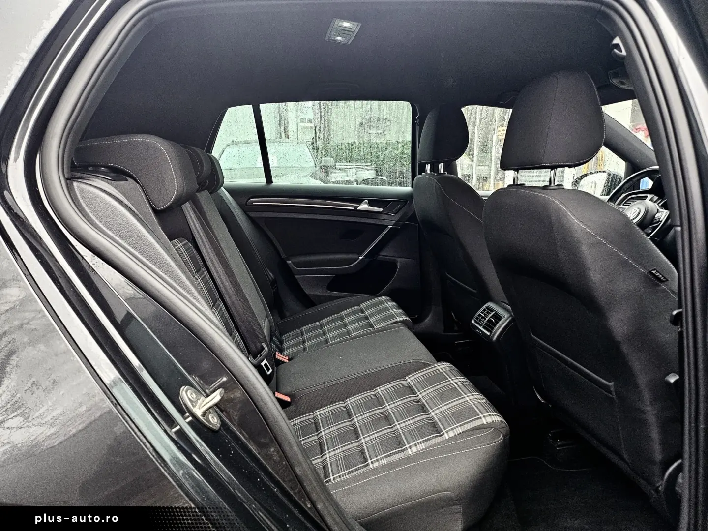 Volkswagen Golf GTD 2.0 TDI SCR DSG