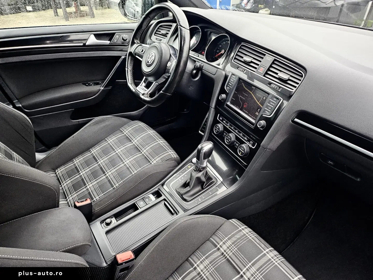 Volkswagen Golf GTD 2.0 TDI SCR DSG