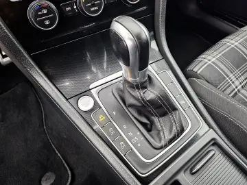 Volkswagen Golf GTD 2.0 TDI SCR DSG