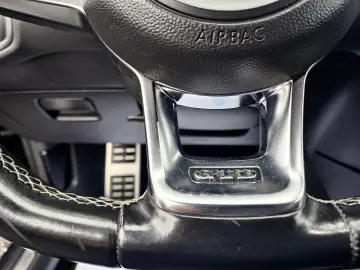 Volkswagen Golf GTD 2.0 TDI SCR DSG