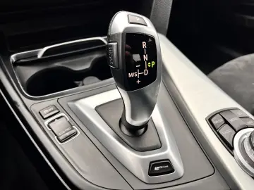 BMW Seria 3 330e iPerformance M Sportpachet