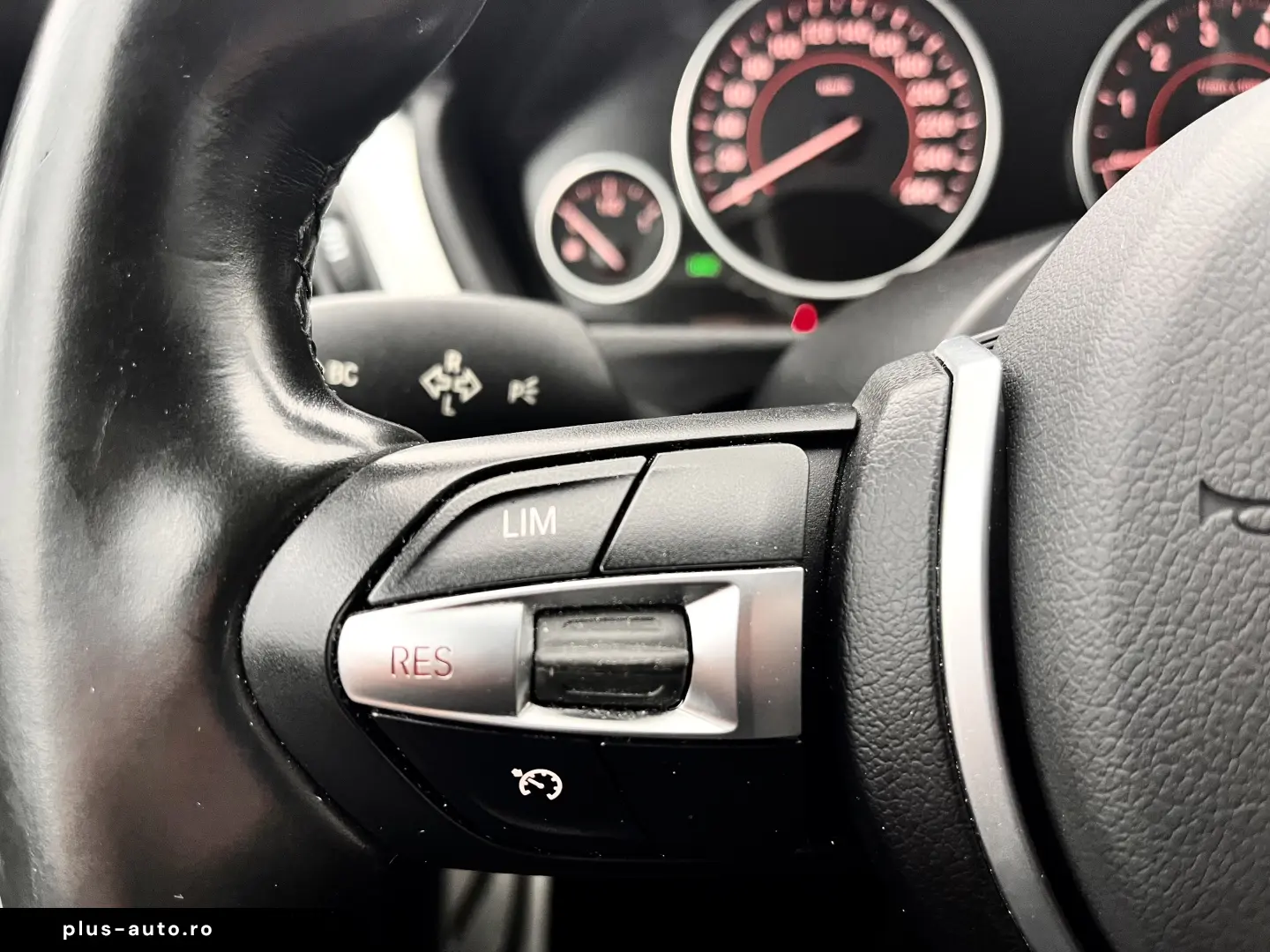 BMW Seria 3 330e iPerformance M Sportpachet