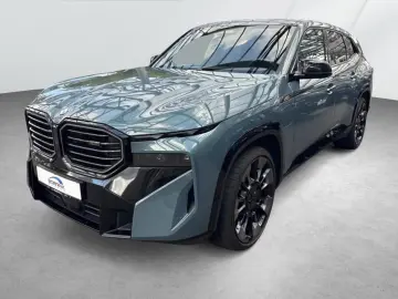 BMW XM 50e Hybrid LED SoftClose Stop Go B&W