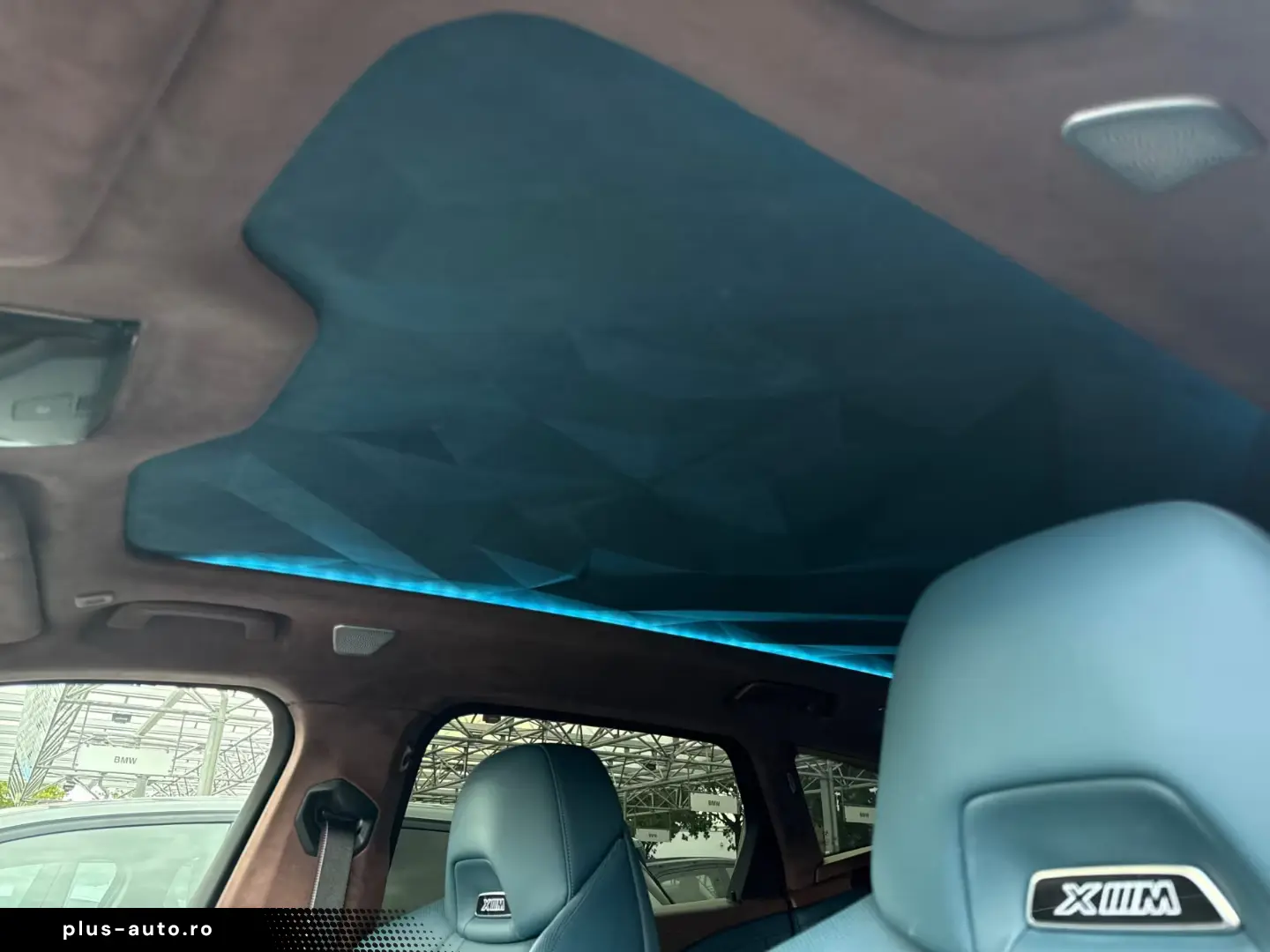 BMW XM 50e Hybrid LED SoftClose Stop Go B&W