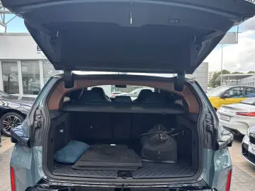 BMW XM 50e Hybrid LED SoftClose Stop Go B&W