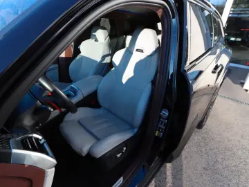 BMW XM V8  full. B&W DAPro  M Driver's net €85k