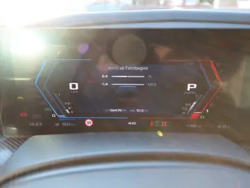 BMW XM V8  full. B&W DAPro  M Driver's net €85k