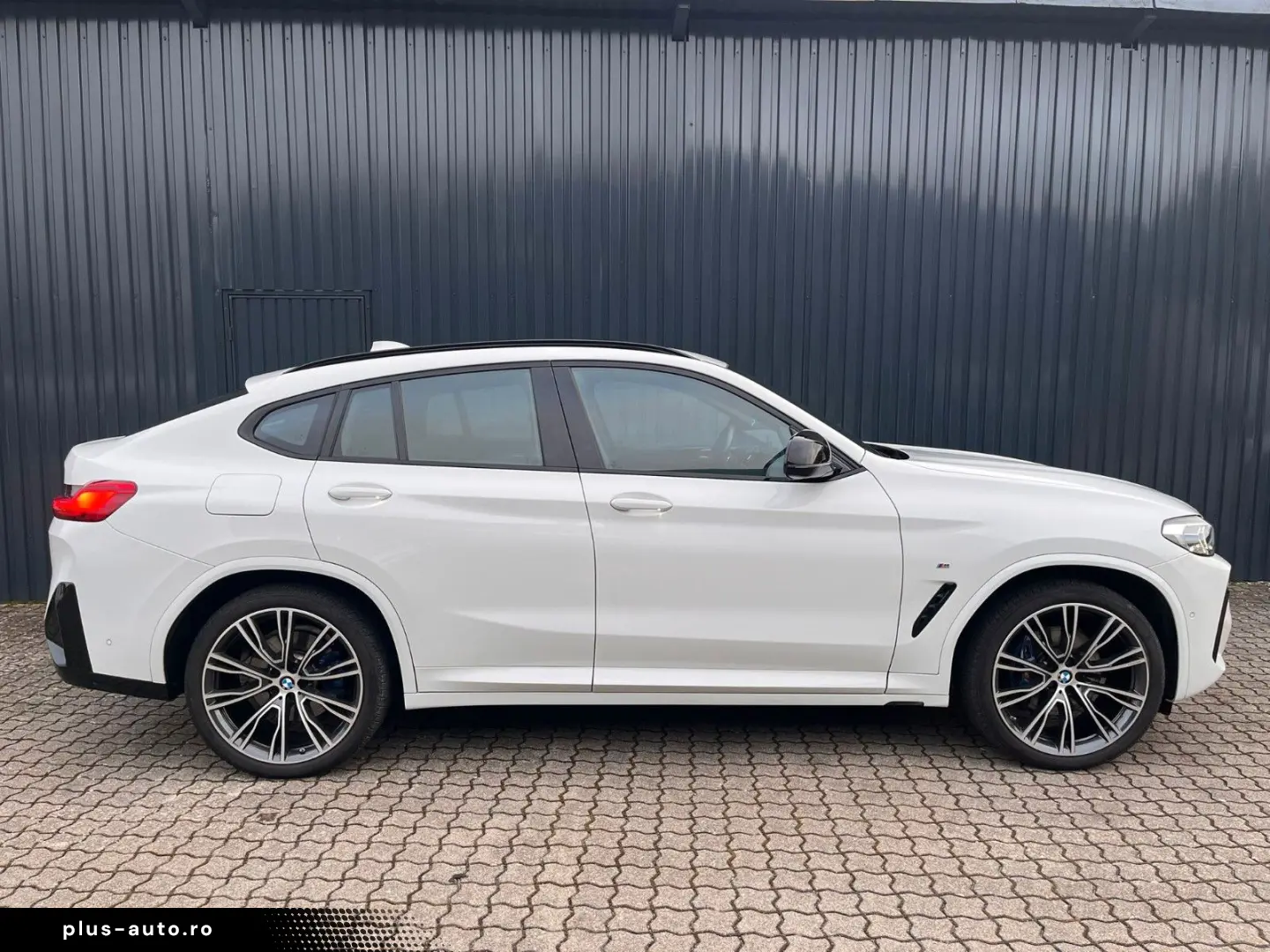 BMW X4 M40d  AHK 21 Rad Sitzbelüft HarmKa 8-fach-Ber
