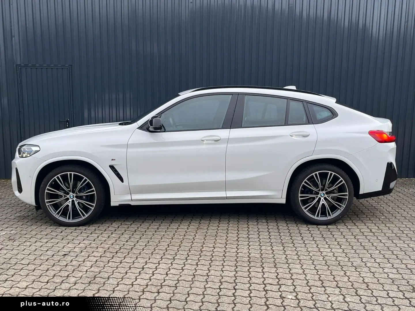 BMW X4 M40d  AHK 21 Rad Sitzbelüft HarmKa 8-fach-Ber